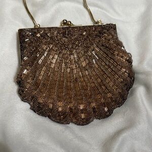 Vintage beaded Shell-Shape bag with chain in Bronze
